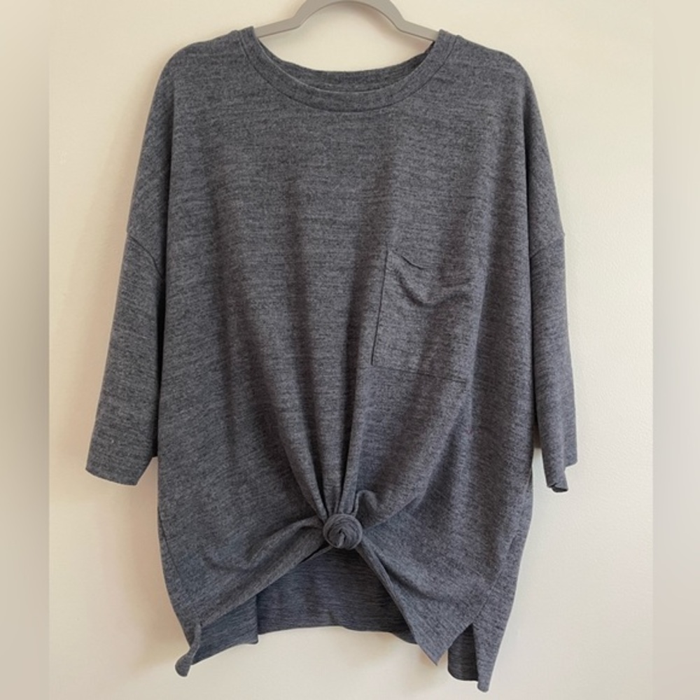 Skylar & Jade Women’s Lounge‎ Top Shirt Grey Shirt Sleeve Soft Size 2X.